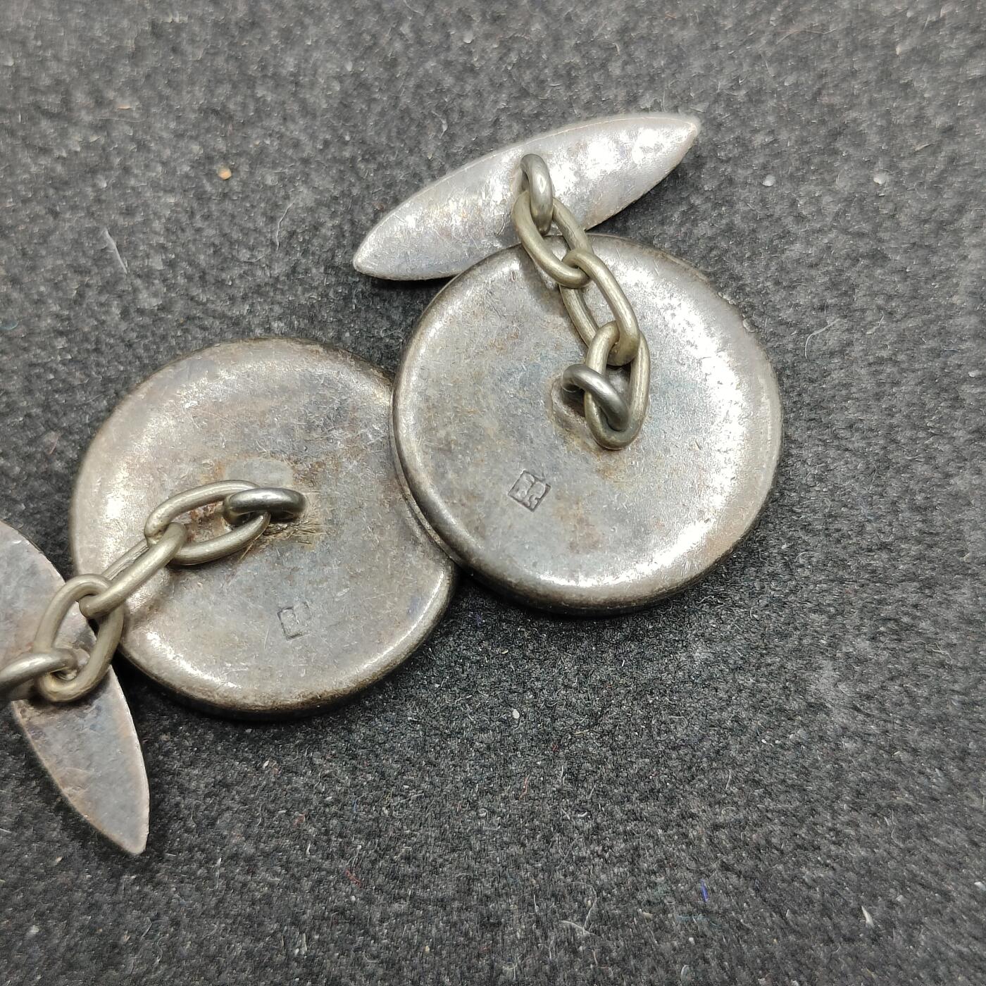 全场0元起拍 第167期 咸鱼国勋章拍卖专场 6月23日（周日）下午6：00开始 日本战时袖扣一组 纯银制