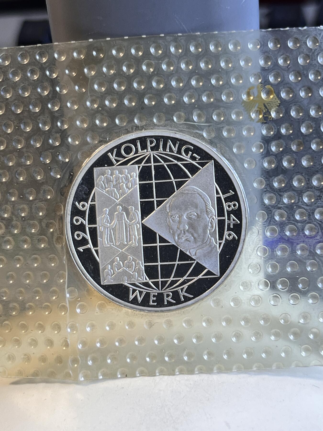 第183期拍卖   原厂塑封德国1996年国际科尔平协会创立150周年精制纪念银币625银15.5克直径32.5毫米，塑料封脱开了