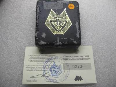 原包装卢旺达1990年100法郎曼德拉纪念克朗银币PROOF - 原包装卢旺达1990年100法郎曼德拉纪念克朗银币PROOF