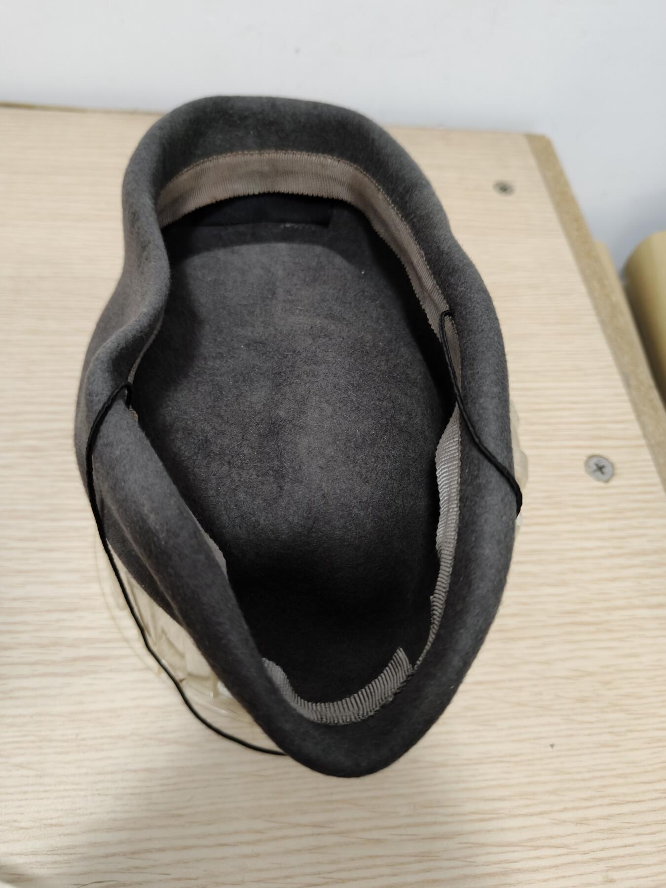 全场0元起拍 第167期 咸鱼国勋章拍卖专场 6月23日（周日）下午6：00开始 东德女军帽 51CM