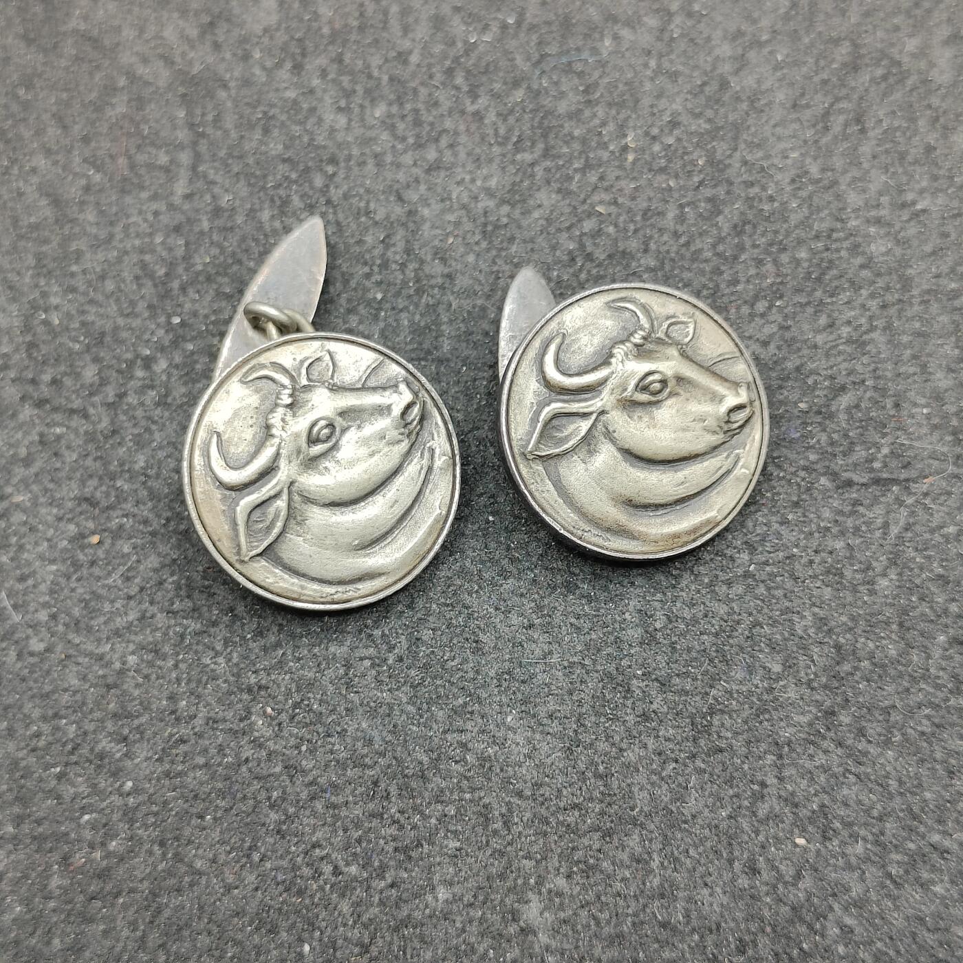 全场0元起拍 第167期 咸鱼国勋章拍卖专场 6月23日（周日）下午6：00开始 日本战时袖扣一组 纯银制