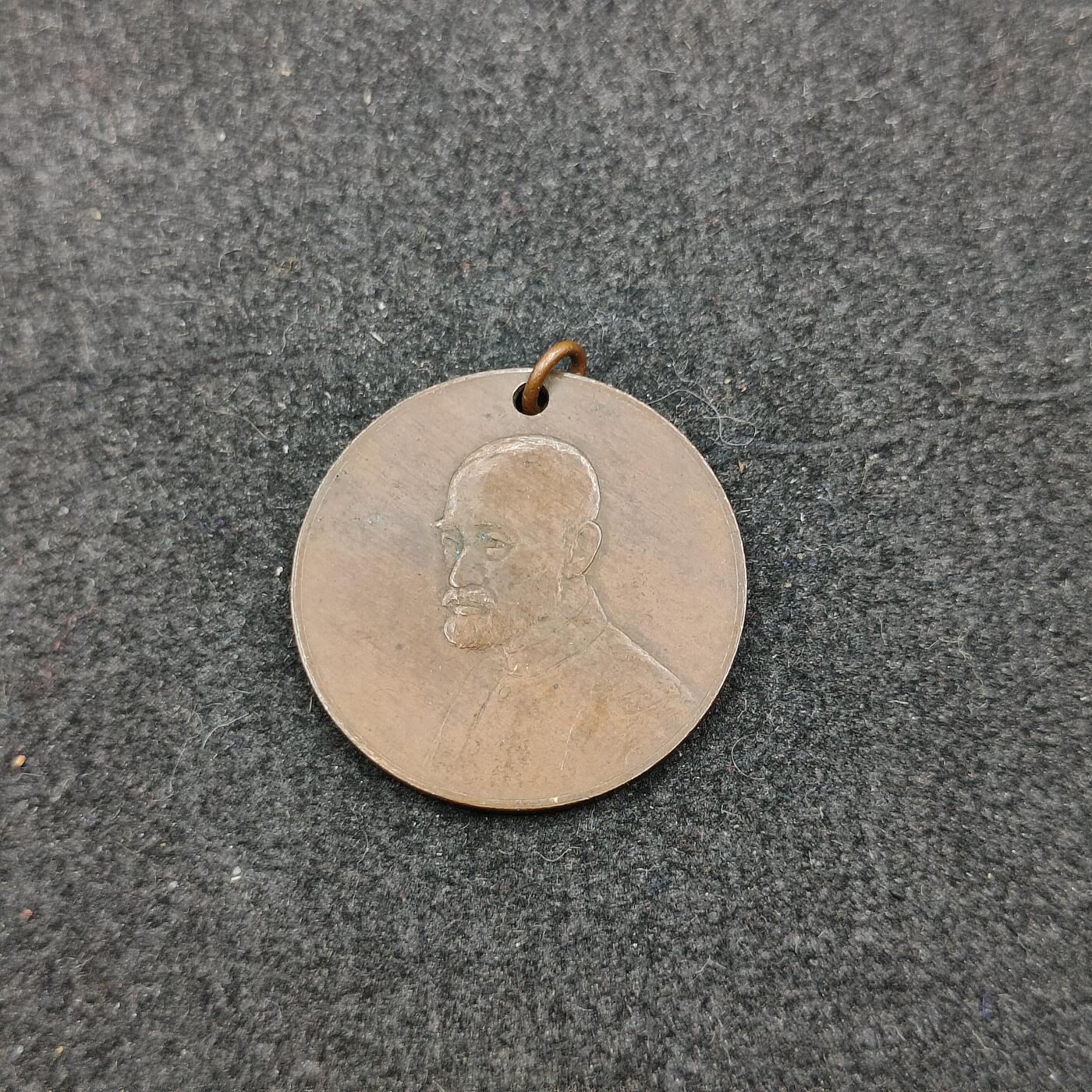 全场0元起拍 第167期 咸鱼国勋章拍卖专场 6月23日（周日）下午6：00开始 日本战时优胜徽章