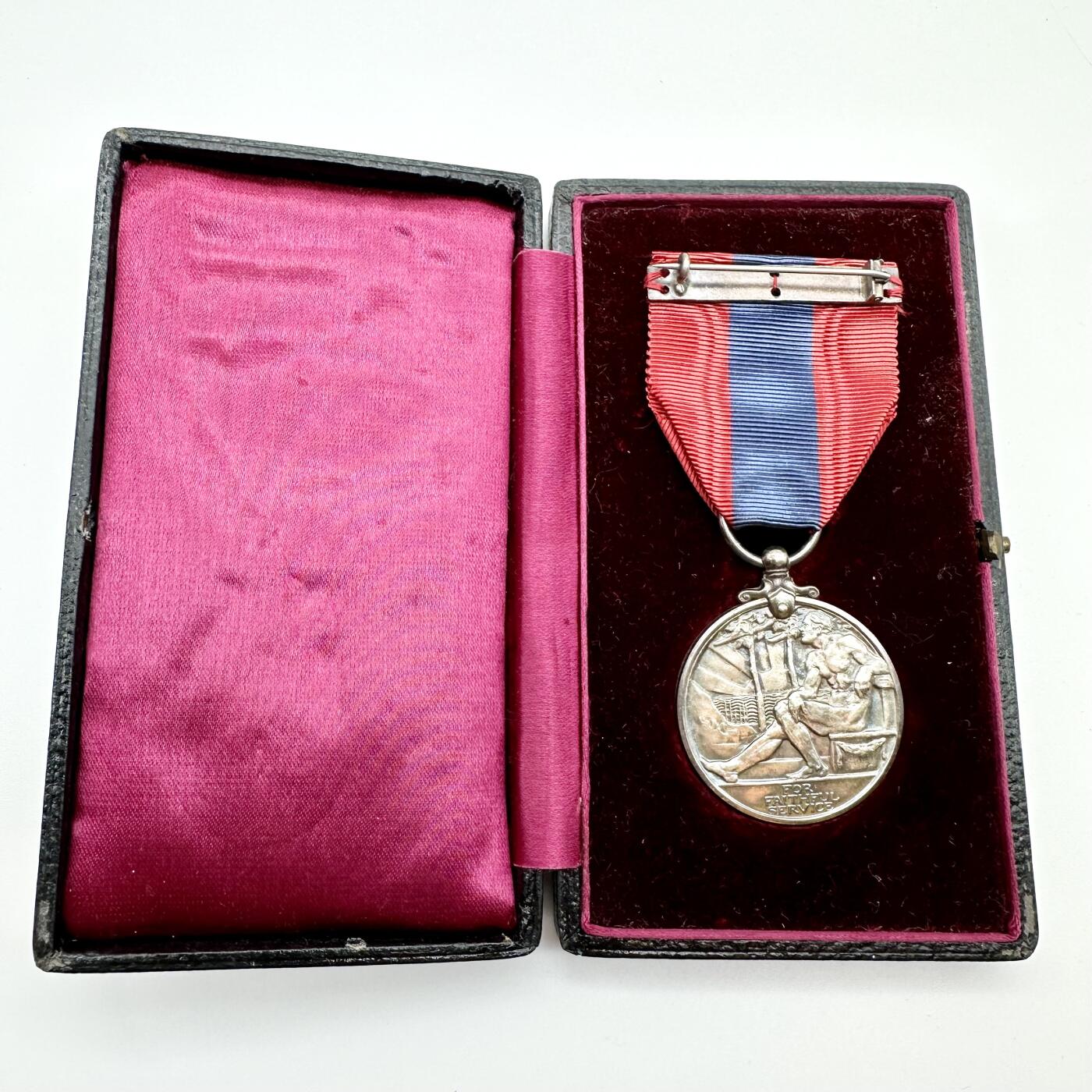 勋章奖章交易所6.23拍卖 大英帝国帝国服务奖章乔治五世Crown版