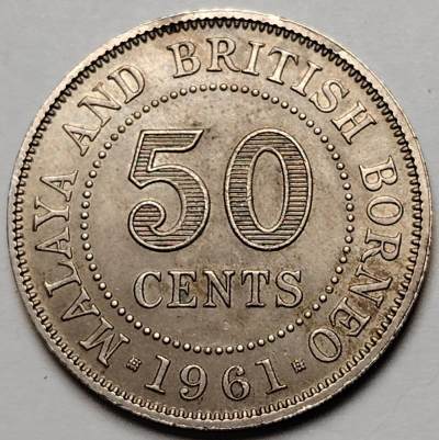 布加迪🐬～世界钱币(上海)🌾第 126 期 /  🇬🇧🇵🇪🇲🇾🇹🇻🇬🇷各国币及散币 - 马来亚和英属婆罗洲 1961年 50分铜镍币 伊丽莎白二世头像  27.5mm