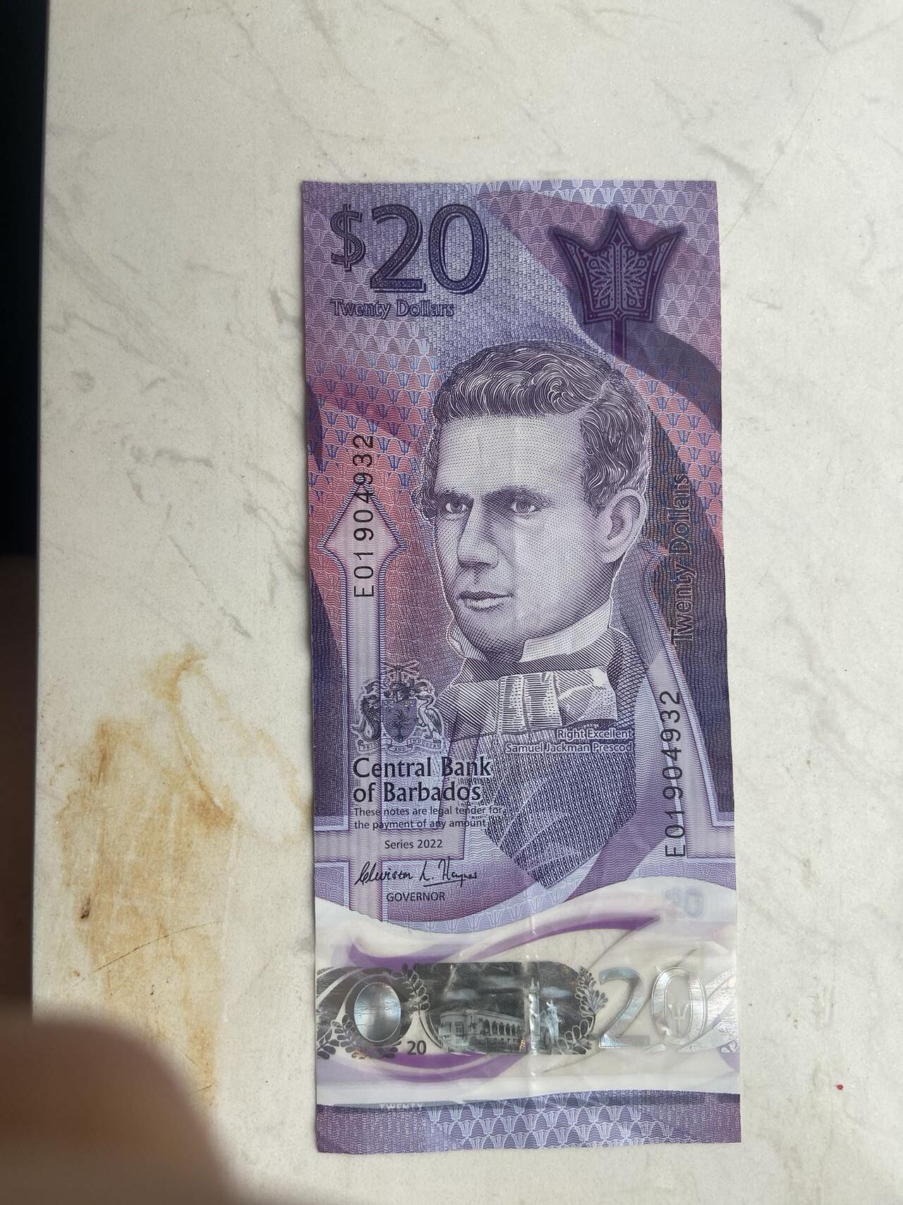 【炜奕收藏】裸钞专场第八期 巴巴多斯20元塑料钞，流通品相