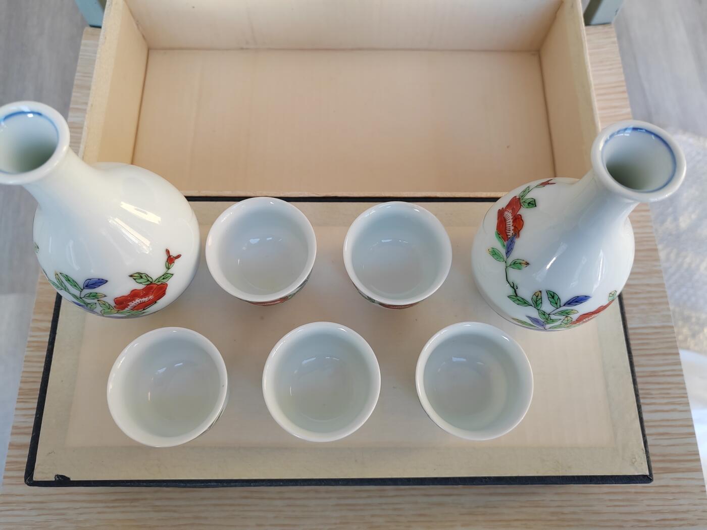 欧美回流精选 日本原盒有田烧酒具一套 