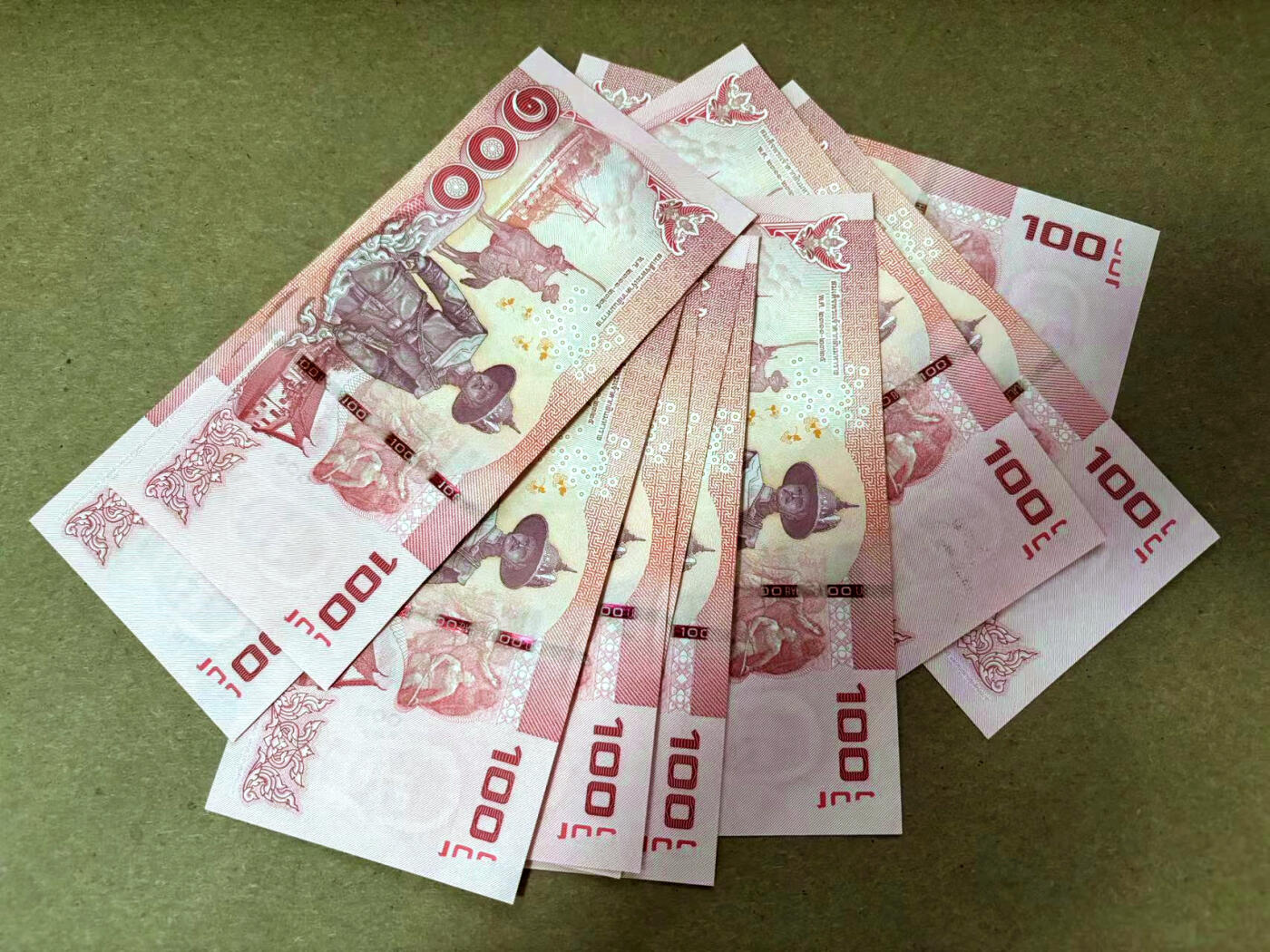 【Blue Auction】✨世界纸币精拍第495期【精】 【一组10张 含多张豹子号】泰国 100铢一组 全新UNC