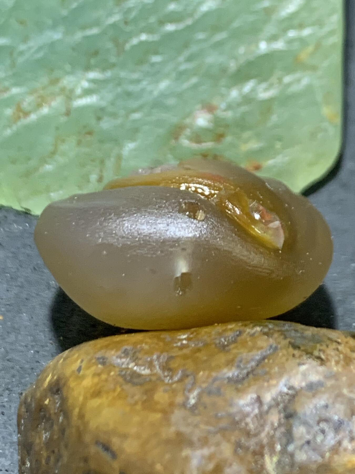 精美亚光高润度冻料鸡油黄蒙料战国红玛瑙手工俏色巧雕一夜成佛吊坠一个