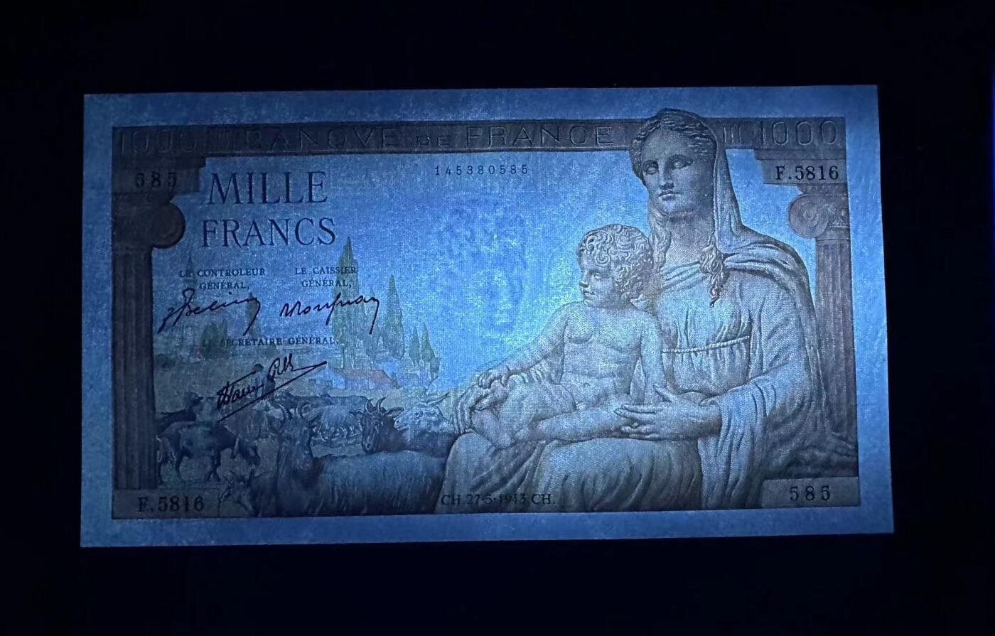 【Blue Auction】✨世界纸币精拍第495期【精】 【585小雷达号】法国 1943年1000法郎 UNC-针孔 大票幅 