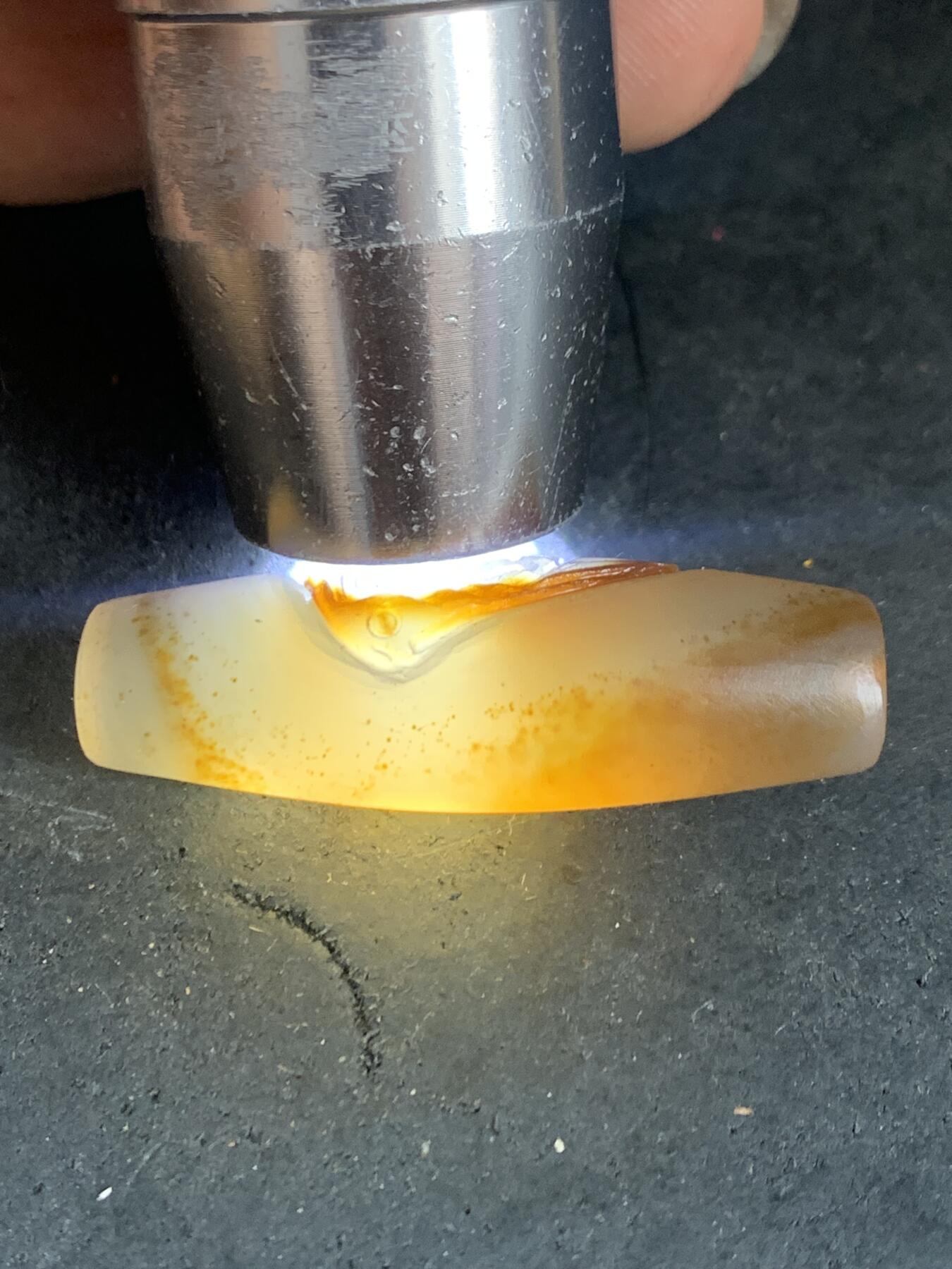 精美亚光高玉化巴西玛瑙手工俏色巧雕富贵有余随形吊坠一个！
