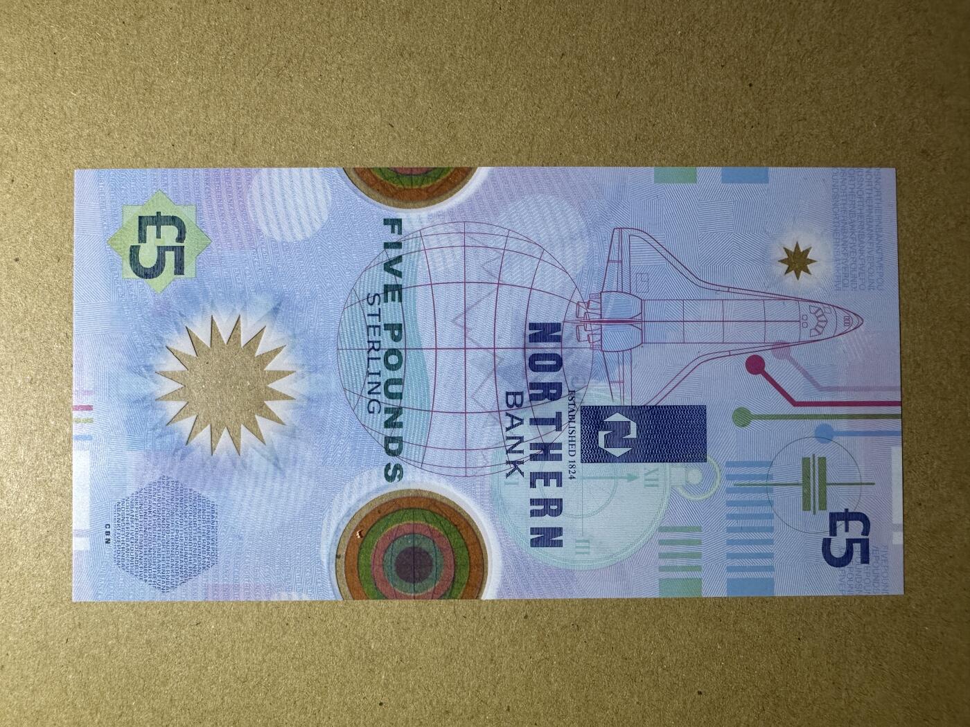 《张总收藏》155期-裸币精品汇(周一场) 北爱尔兰5镑 UNC 1999年 千禧年塑料纪念钞 无47