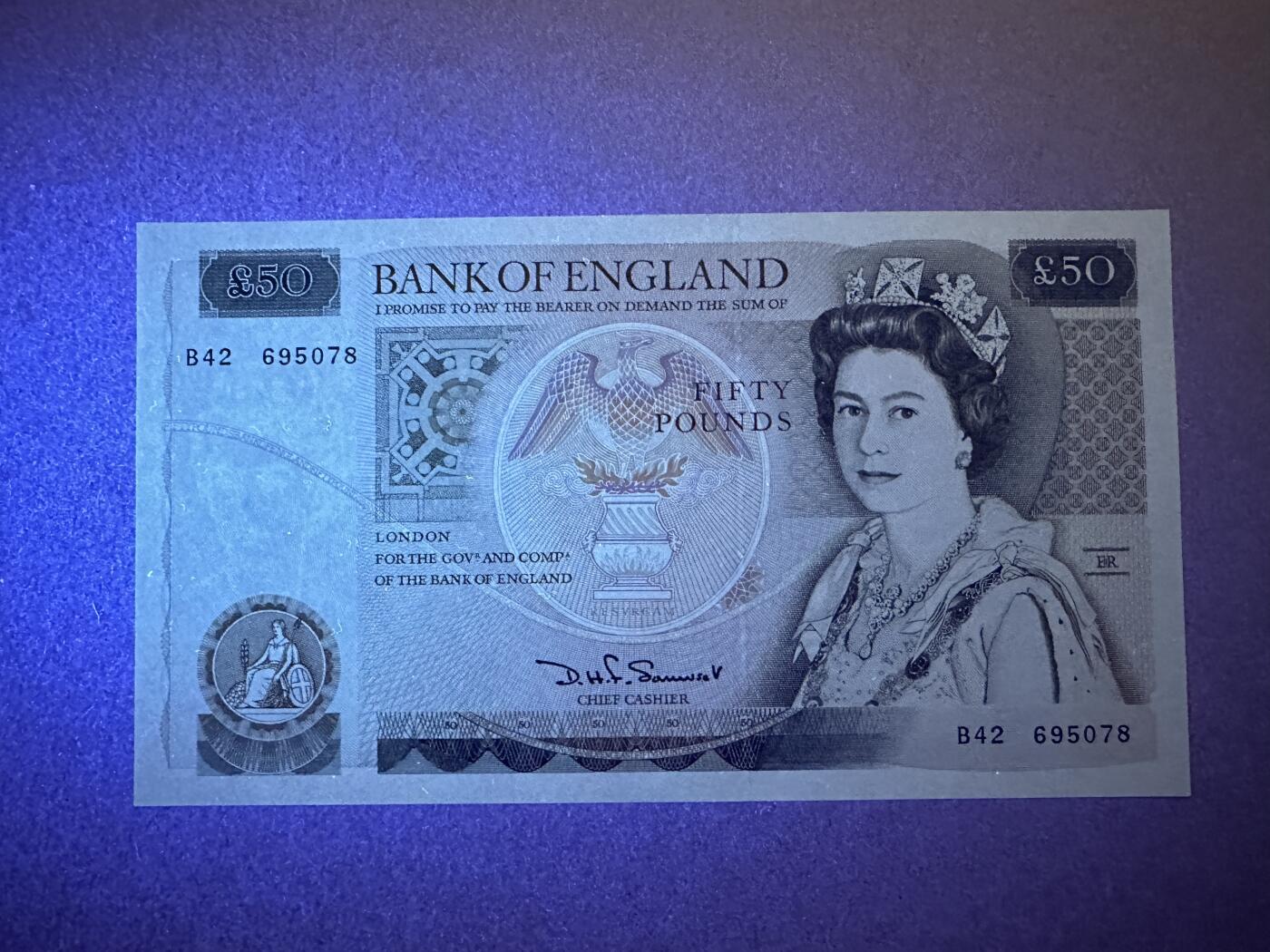 《张总收藏》155期-裸币精品汇(周一场) 英格兰50镑 UNC D序列 女王钞