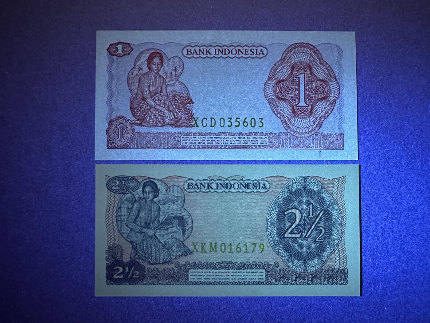 《张总收藏》155期-裸币精品汇(周一场) 印度尼西亚1、2.5盾2张 UNC 1968年