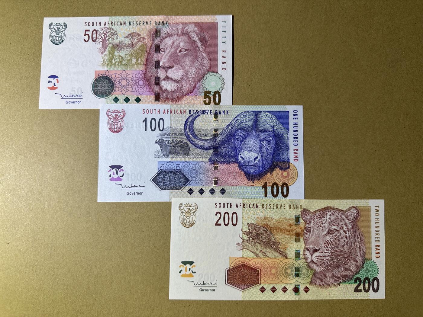 《张总收藏》155期-裸币精品汇(周一场) 南非50、100、200兰特3张 UNC 2005年版同签名