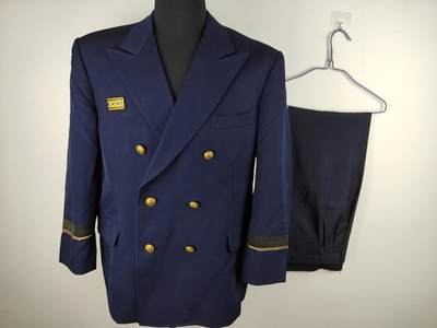 全场0元起拍 第168期 咸鱼国勋章拍卖专场 6月26日（周三）下午6：00开始 - 洋服店订制款 带刺绣人名 日本消防署制服一套 消防司令阶级 胸围112 肩宽48 衣长73 袖长56 腰围70 裤长103