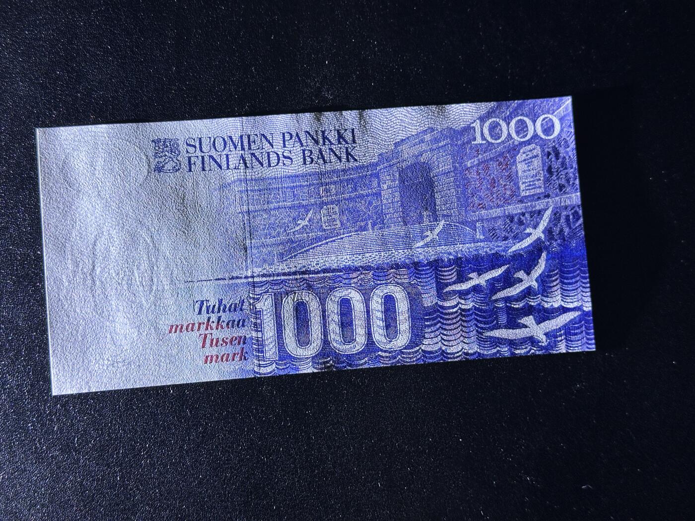 《外钞收藏家》第三百八十二期 1986年芬兰1000马克 全新UNC 品绝 无瑕疵