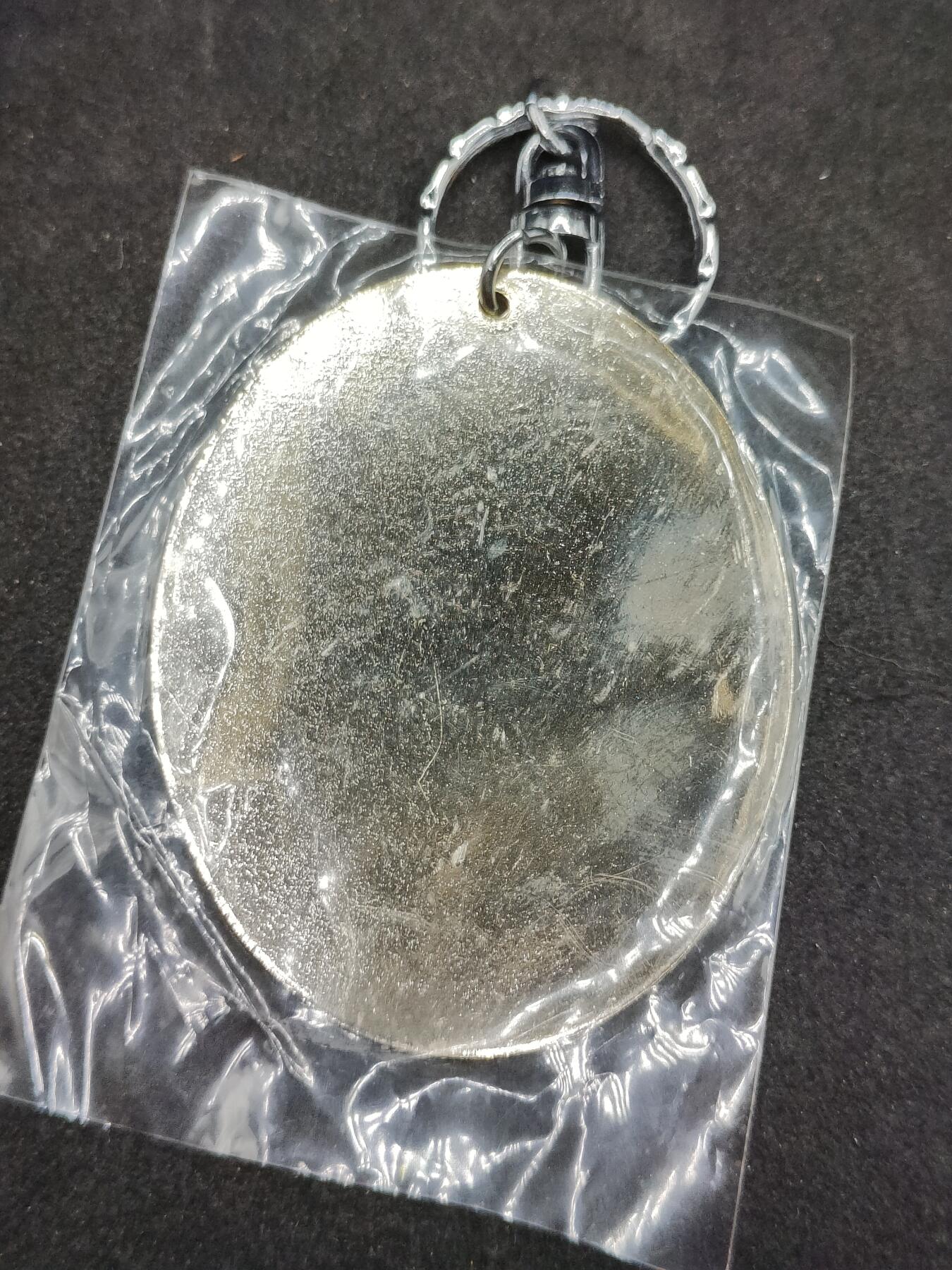 全场0元起拍 第168期 咸鱼国勋章拍卖专场 6月26日（周三）下午6：00开始 日本忍野八海纪念钥匙链