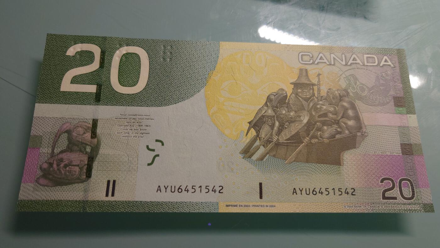 【世界钱币】精选微拍第115期暨2024年第26期  最新维港币展部分卖剩货品展销 2004首年加拿大20元 全新绝品尾号542