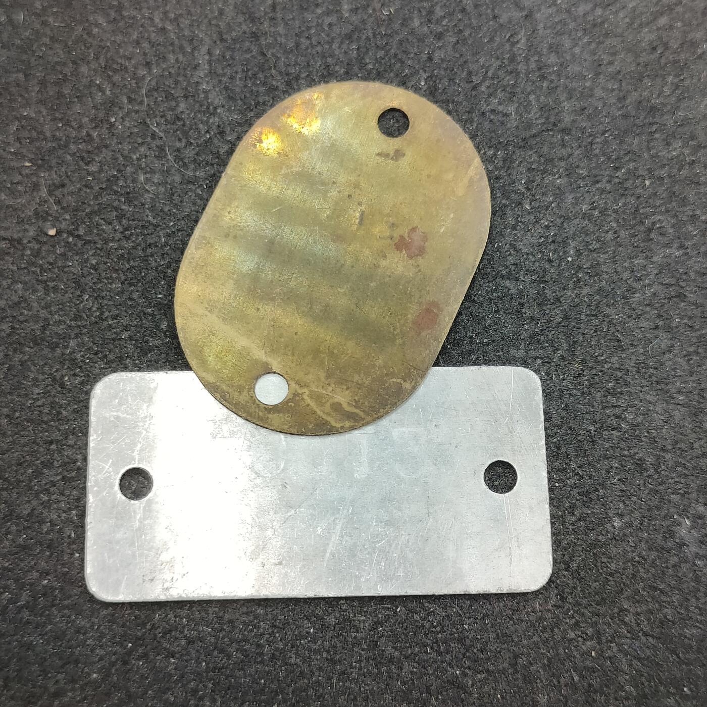 全场0元起拍 第168期 咸鱼国勋章拍卖专场 6月26日（周三）下午6：00开始 日本登录证明牌一组