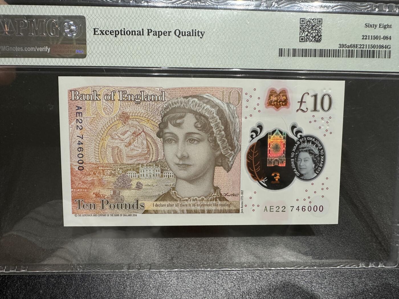 《外钞收藏家》第三百八十二期 2016年英国最新版10镑塑料钞 PMG68 豹子号000