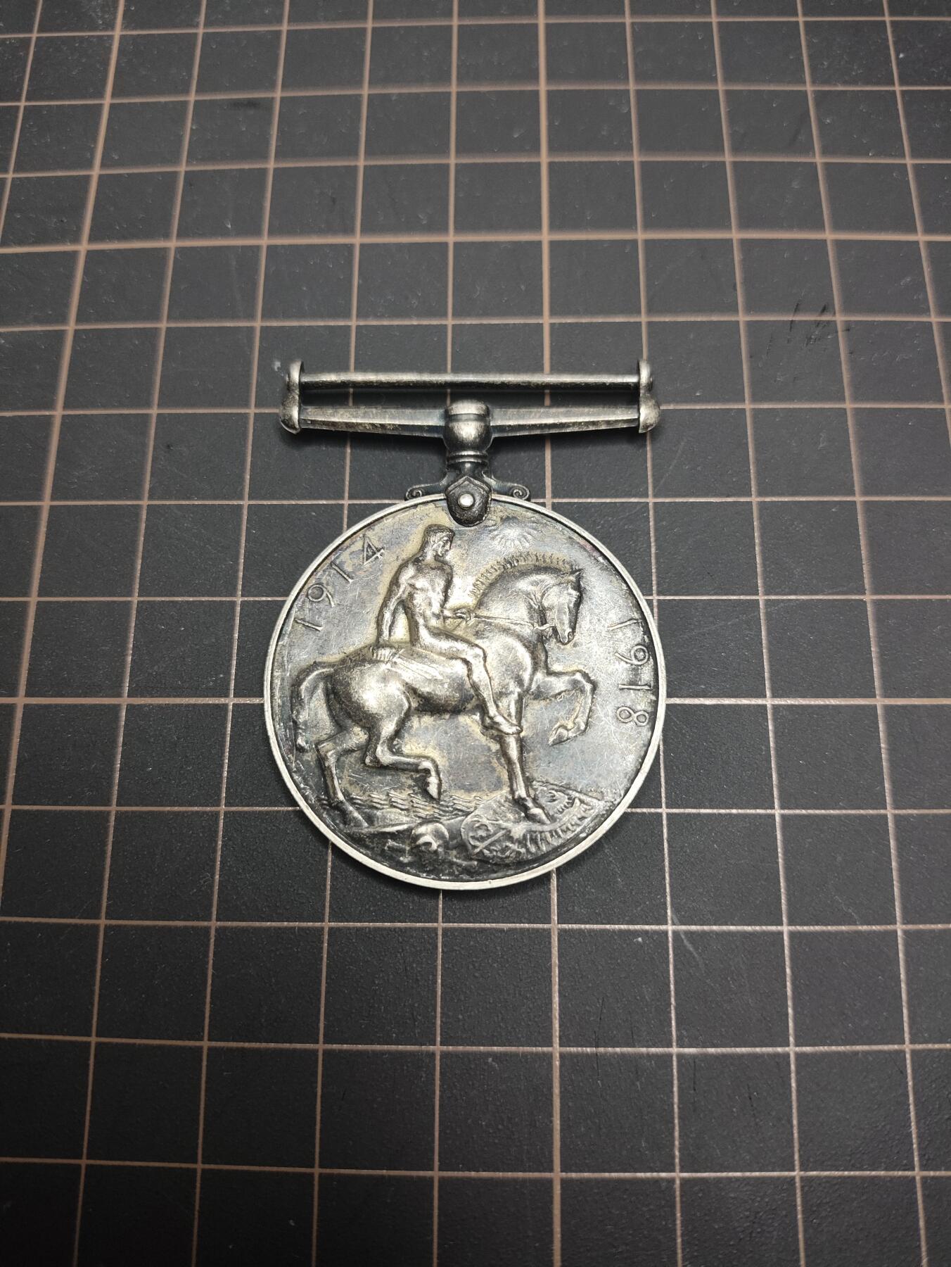 仁孝堂徽章红藏拍卖(第五场) 一战原品 英国一战奖章 银质带几十页档案 授予加拿大军人