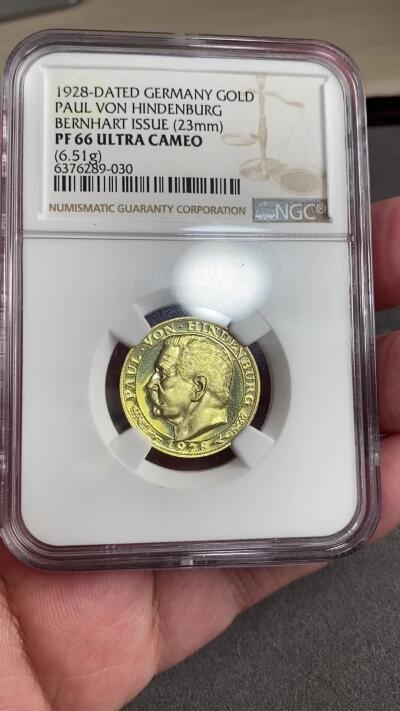 万国钱币拍卖第028期（花前月下●同享良章美币） NGC PF66UC 1928年德国魏玛共和国总统兴登堡20马克币章 6.51G 伯恩哈特倾力设计 完美的金质镜子