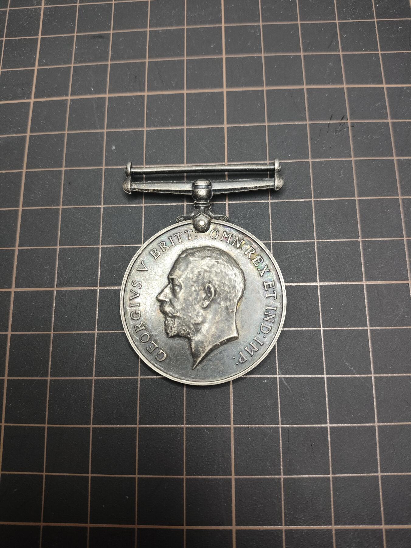 仁孝堂徽章红藏拍卖(第五场) 一战原品 英国一战奖章 银质带几十页档案 授予加拿大军人