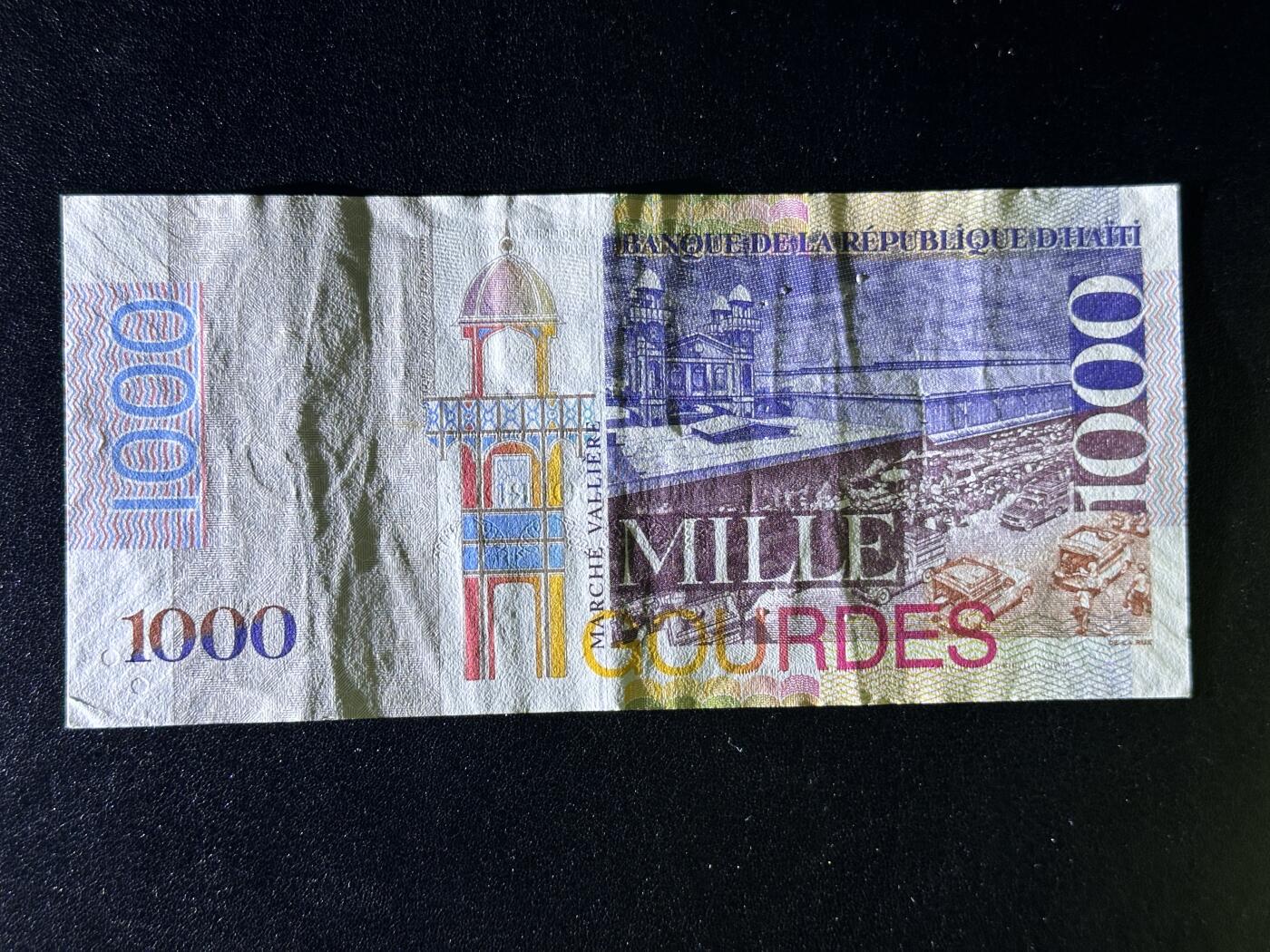 《外钞收藏家》第三百八十三期 2019年海地1000 非全新 品相如图