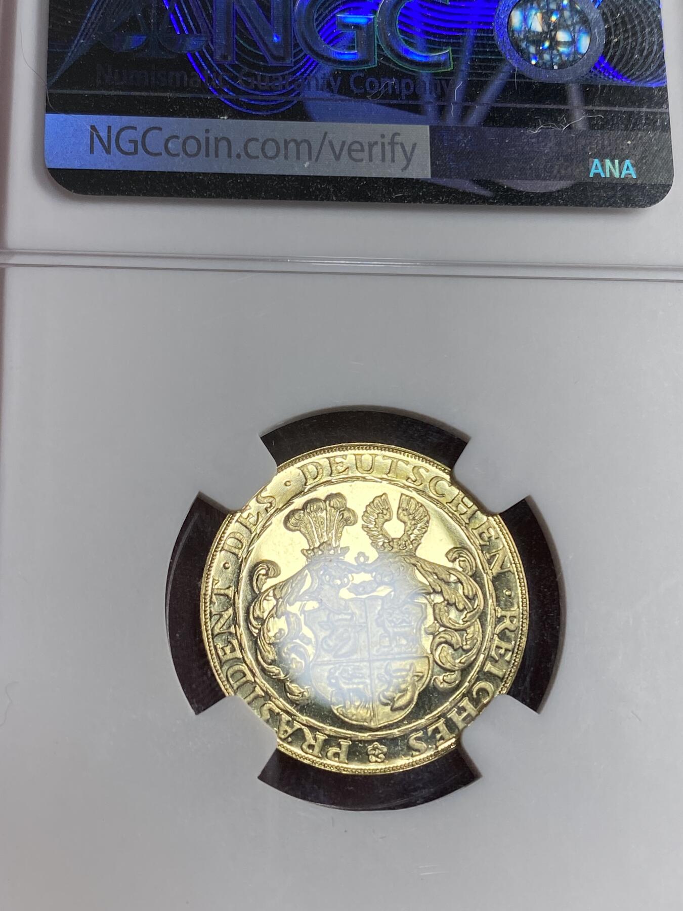 万国钱币拍卖第028期（花前月下●同享良章美币） NGC PF66UC 1928年德国魏玛共和国总统兴登堡20马克币章 6.51G 伯恩哈特倾力设计 完美的金质镜子