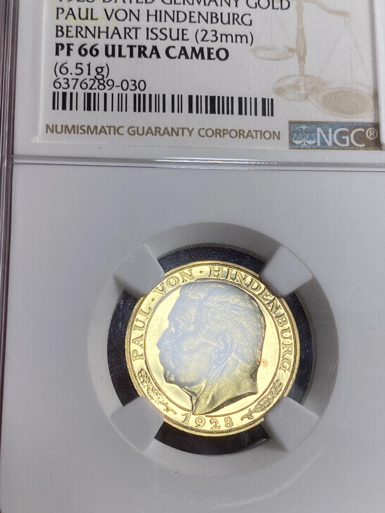 万国钱币拍卖第028期（花前月下●同享良章美币） NGC PF66UC 1928年德国魏玛共和国总统兴登堡20马克币章 6.51G 伯恩哈特倾力设计 完美的金质镜子