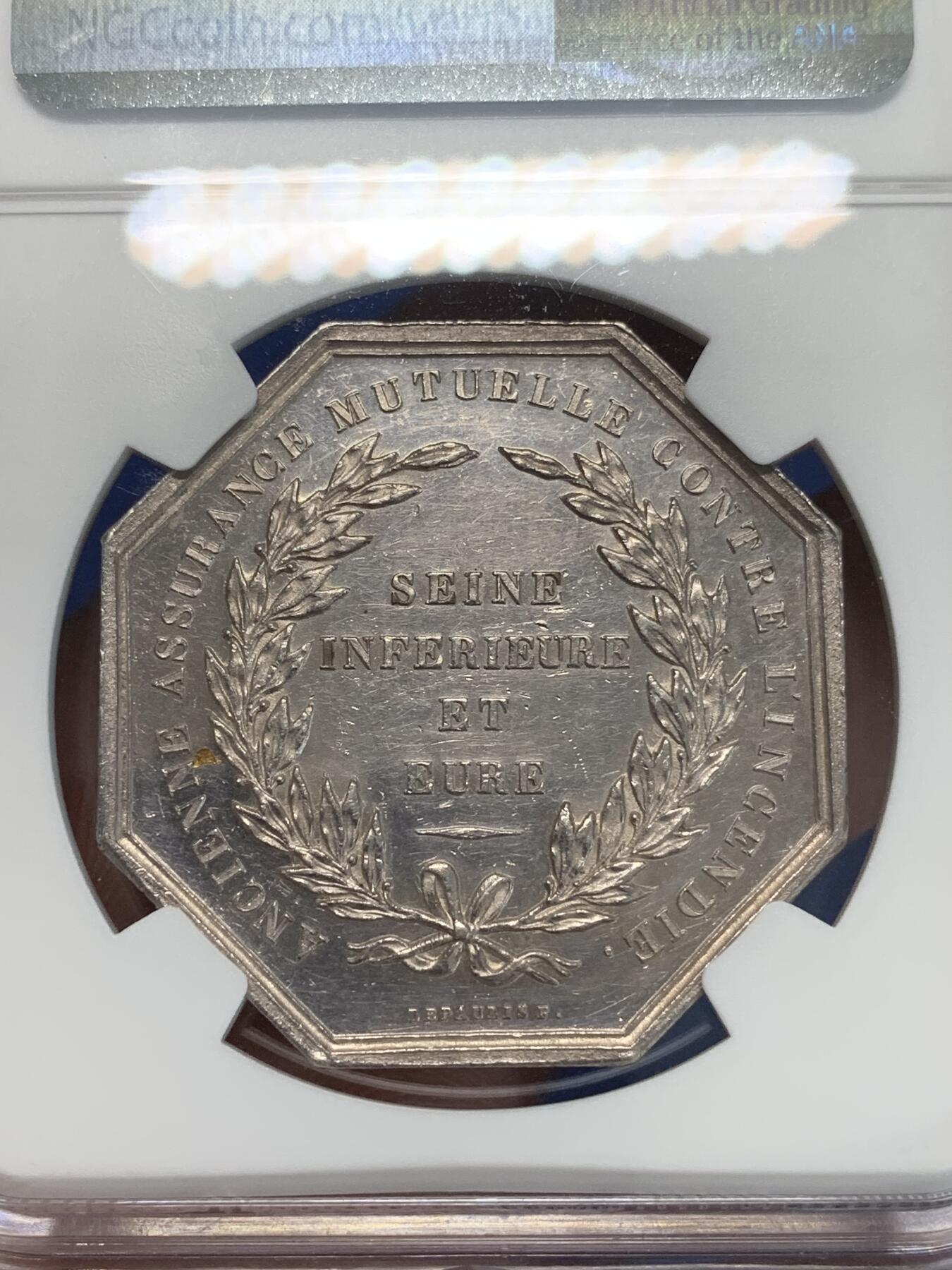 《竞宝斋》第283场- 周日，周一 2场连拍 （全场包邮） NGC UNCD Cleaned 法国1843年火凤凰八角银代币 双面均有镜面感