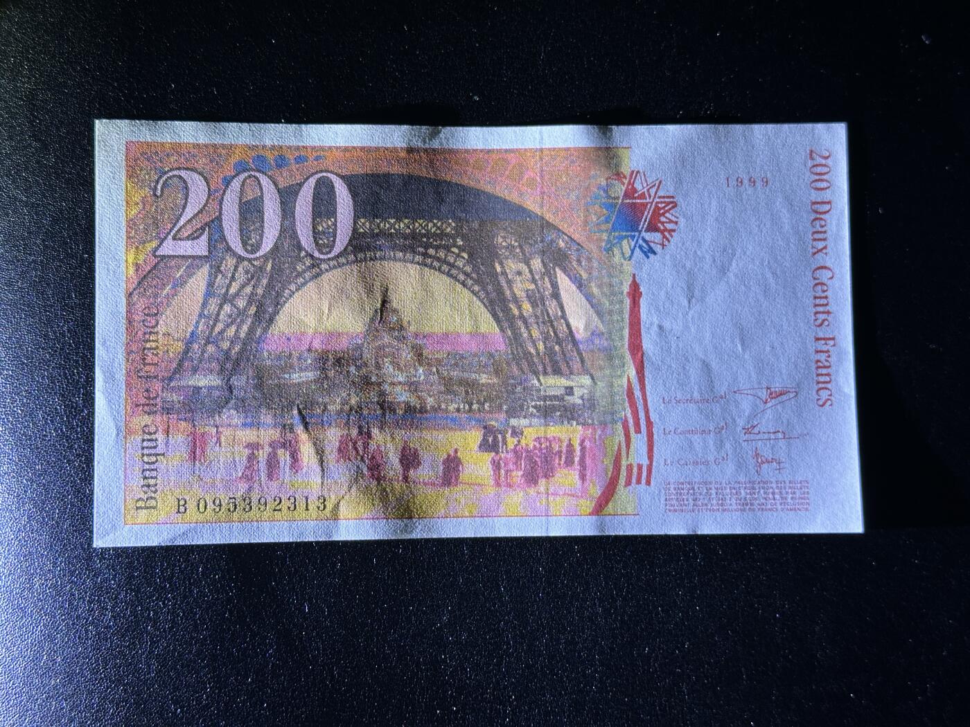 《外钞收藏家》第三百八十三期 1999年法国200法郎 全新