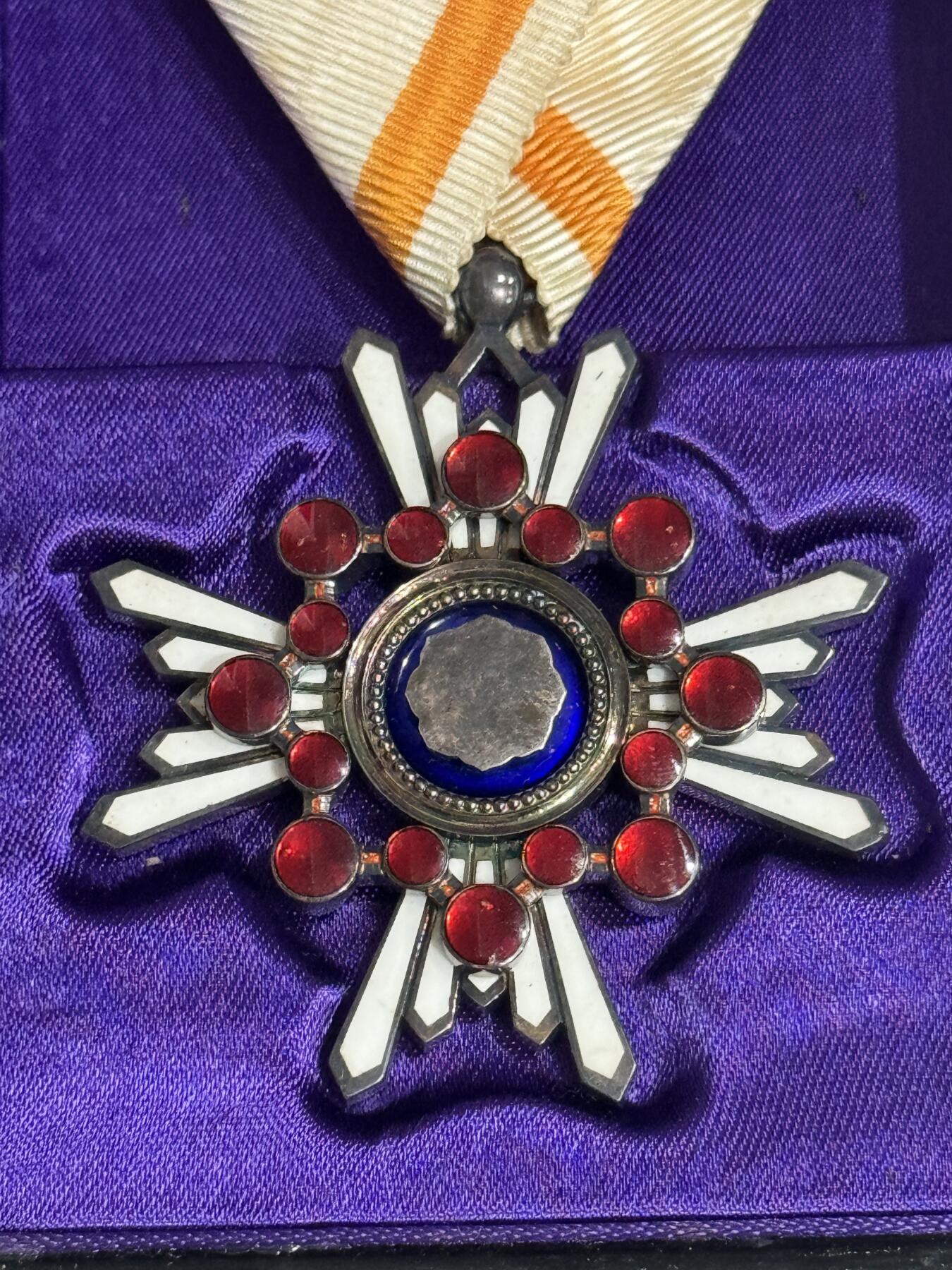 历代徽章22 日本勋五等瑞宝章