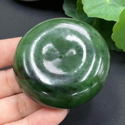 颜紫熹品牌和田玉福利专场第1期 - 新疆和田玉籽料碧玉阳绿平安扣