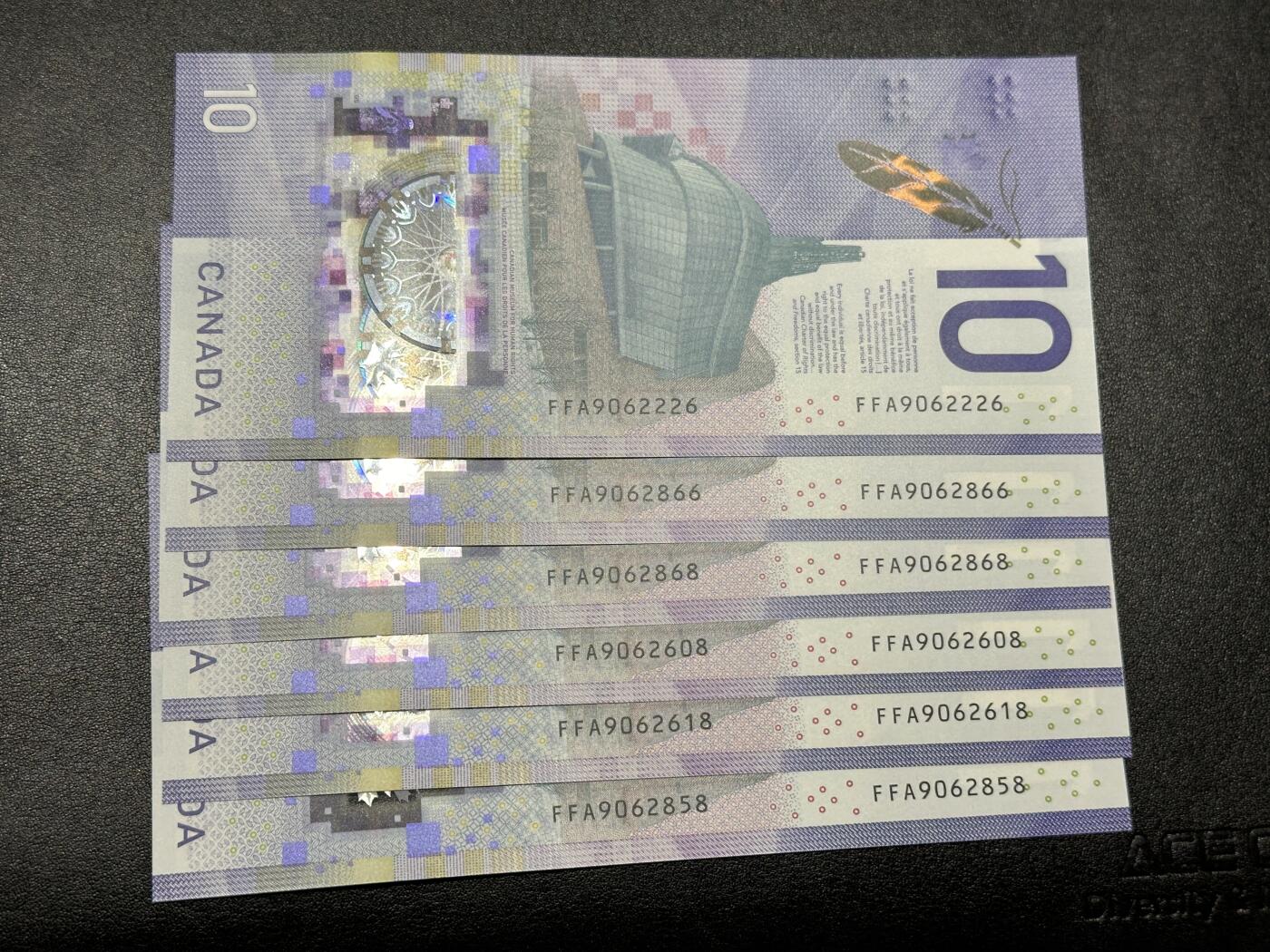 《外钞收藏家》第三百八十三期 加拿大最新版10加元  无47 全部是靓号 六张一起