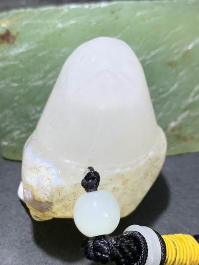 精美天然奶油皮冰飘马达加斯加玛瑙雕刻小鸡出壳把件一个， - 精美天然奶油皮冰飘马达加斯加玛瑙雕刻小鸡出壳把件一个，