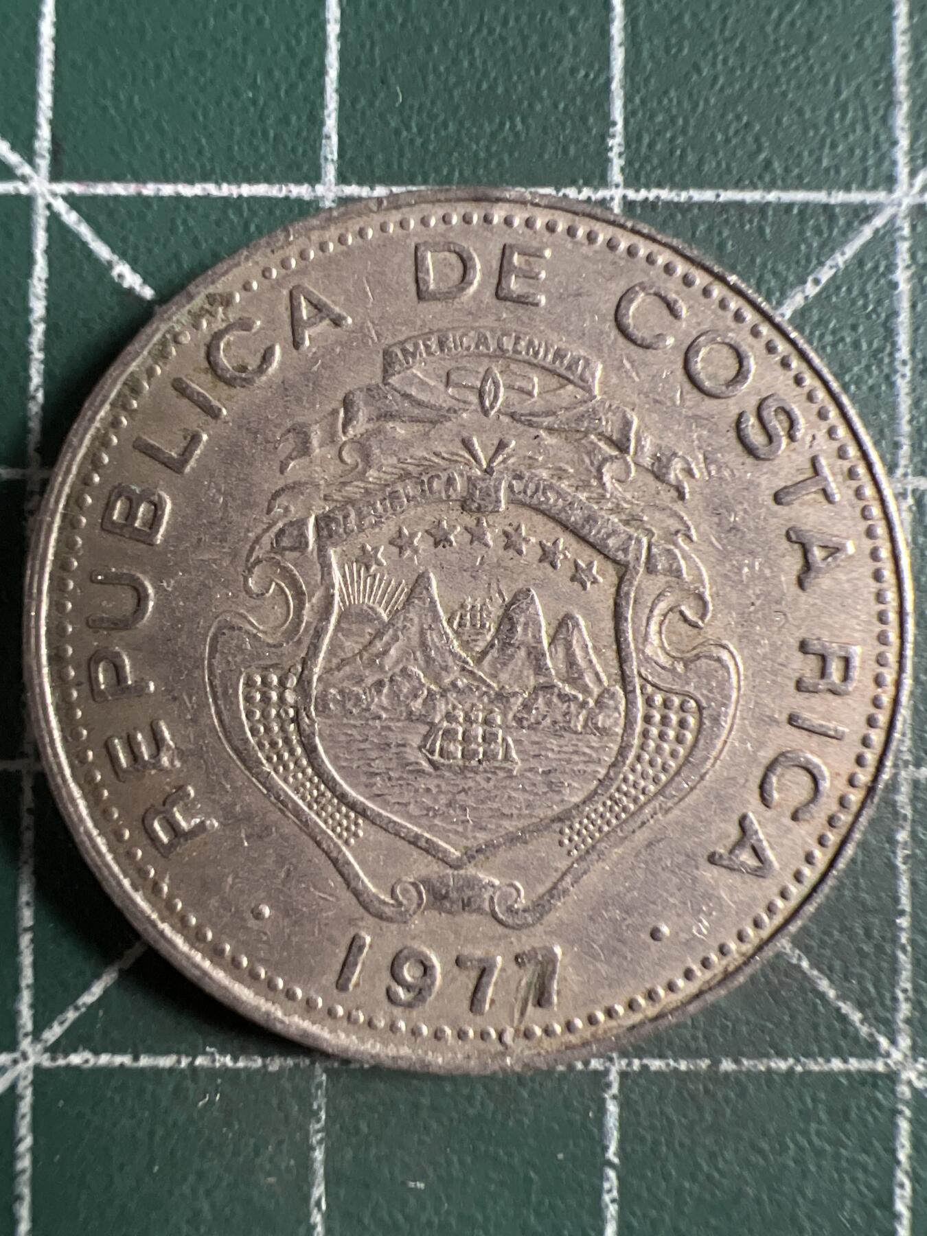 第638期 硬币专场 （无押金，捡漏，全场50包邮，偏远地区除外，接收代拍业务，本店十天发一次货） 哥斯达黎加1克朗 1977年