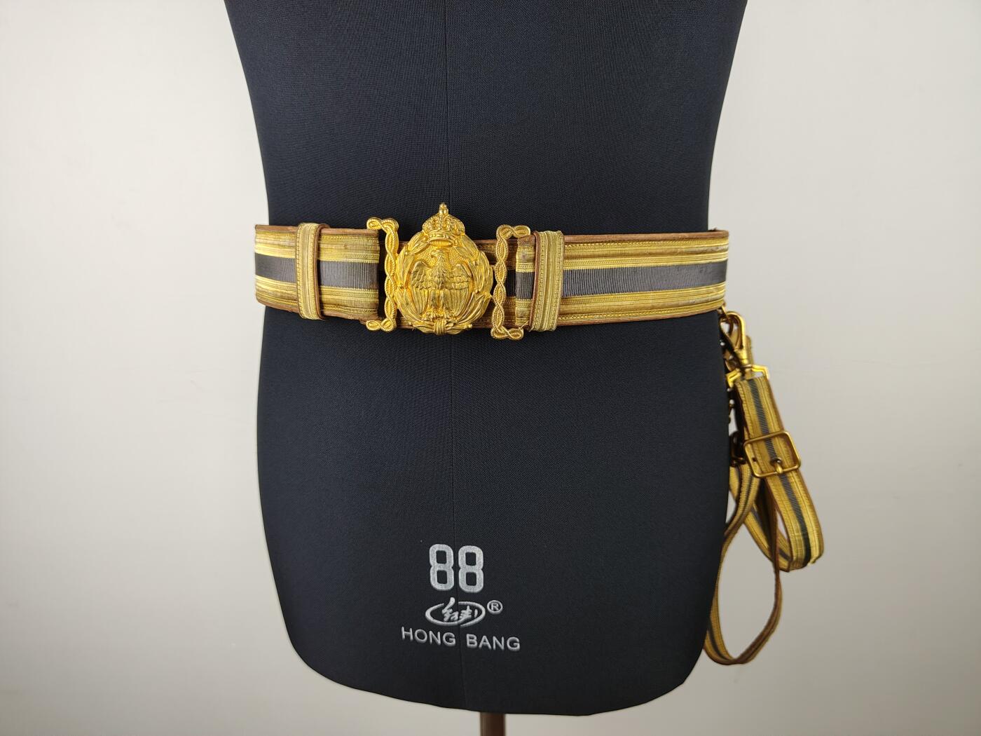 全场0元起拍 第169期 咸鱼国勋章拍卖专场 6月30日（周日）下午6：00开始 意大利王国时期 空军礼服腰带