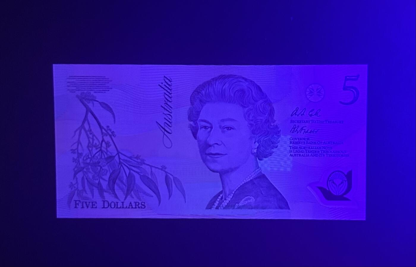 【丑猫0714】今晚7点，自动快拍 澳大利亚5unc(初版AA)