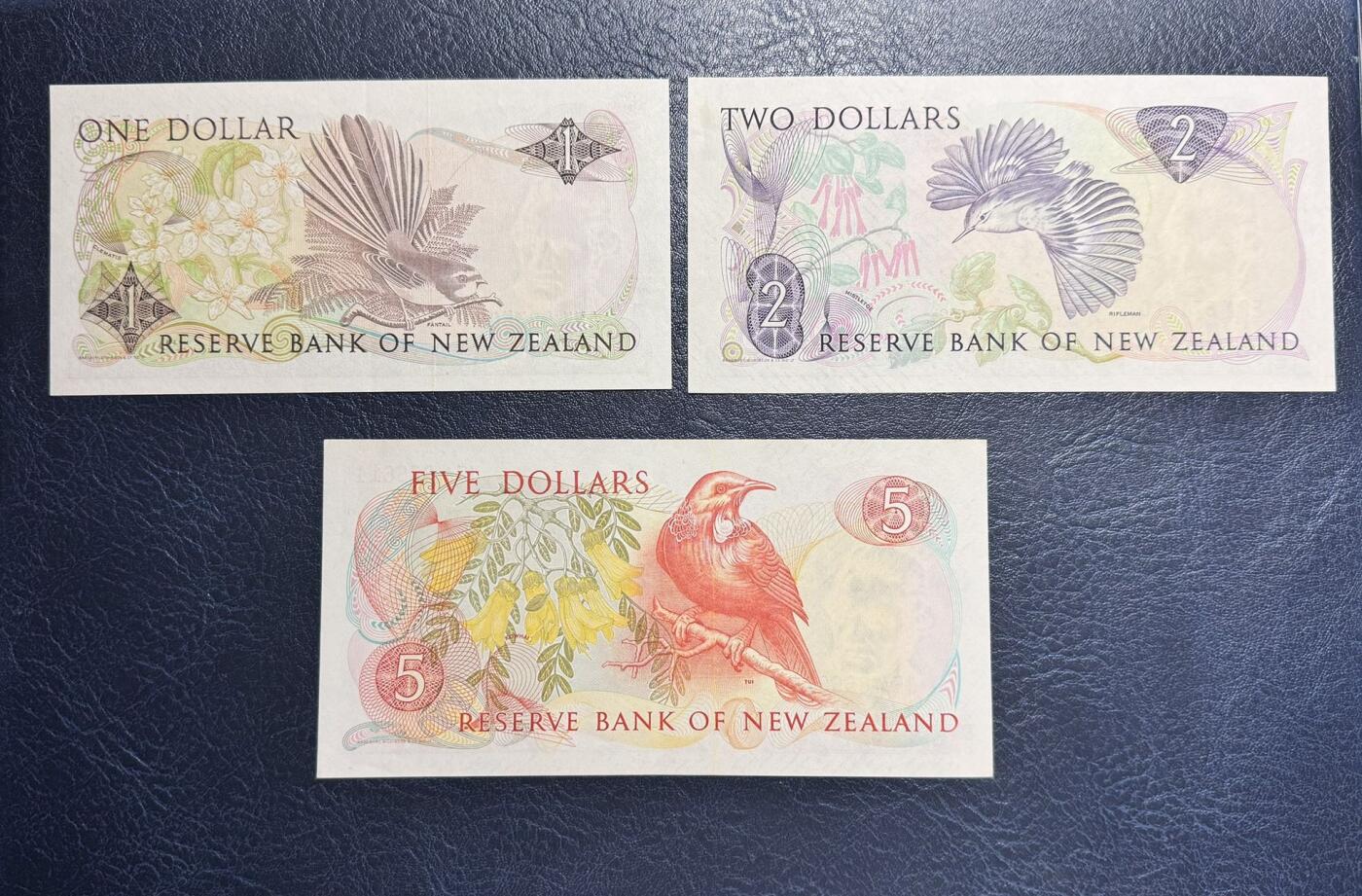 收藏联盟Quantum Auction 第357期拍卖  新西兰1981-92年1-5元 非全新 品相AU- 