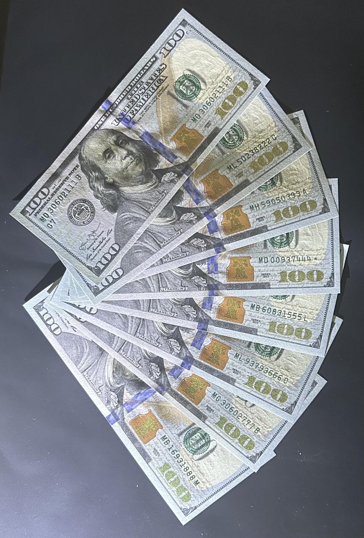 【丑猫0714】今晚7点，自动快拍 13年美国111至888全部unc