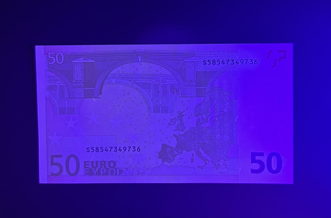 【丑猫0714】今晚7点，自动快拍 02年欧元50unc