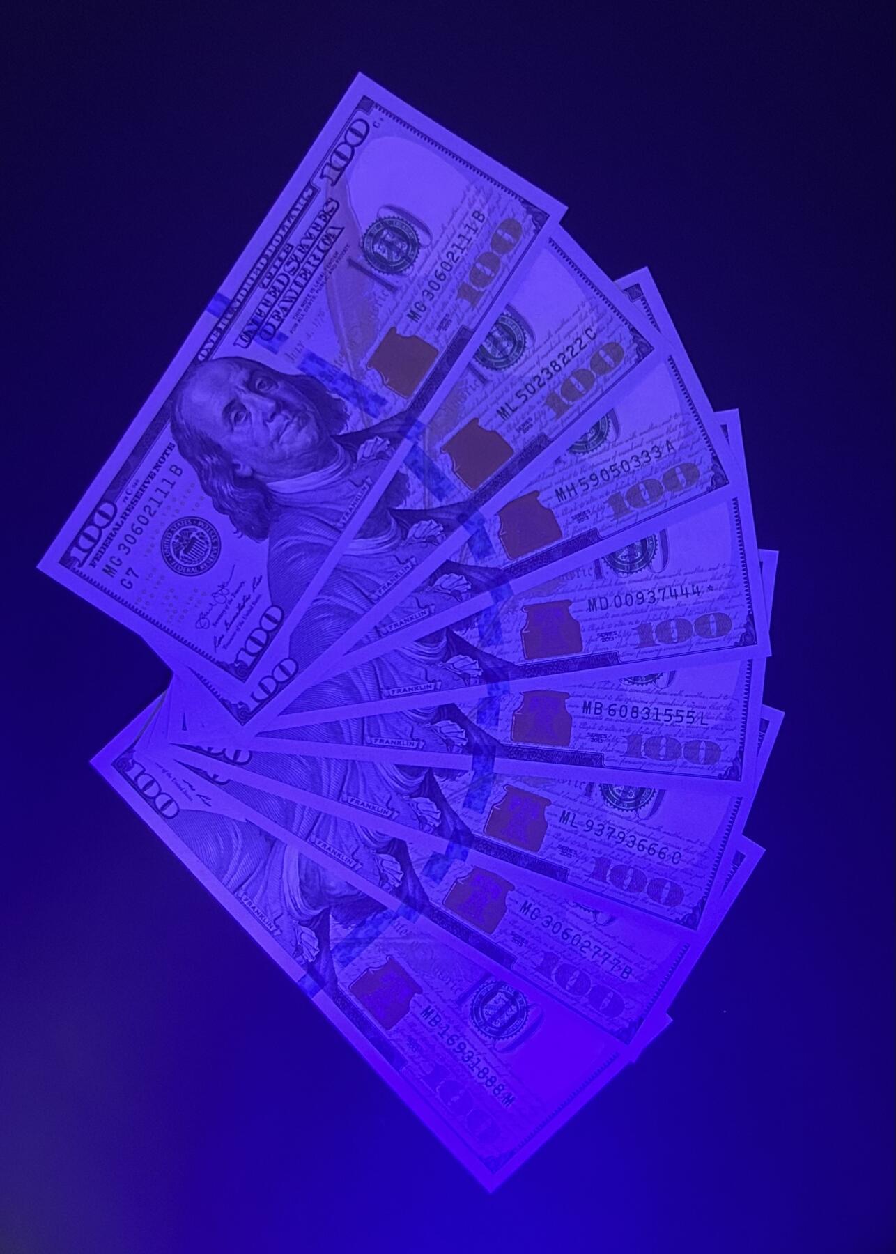 【丑猫0714】今晚7点，自动快拍 13年美国111至888全部unc