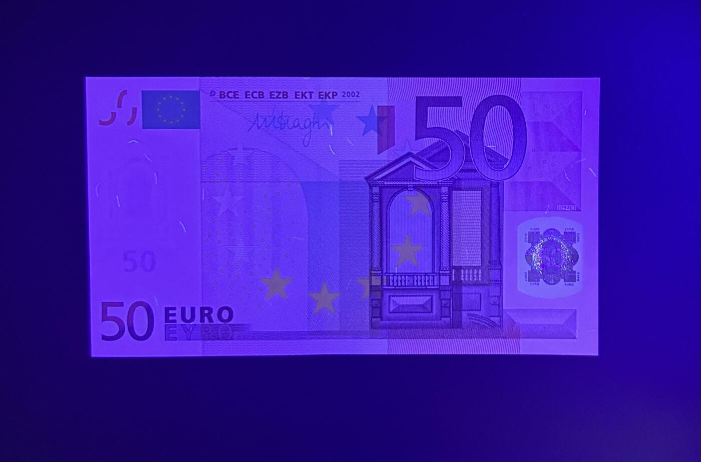 【丑猫0714】今晚7点，自动快拍 02年欧元50unc