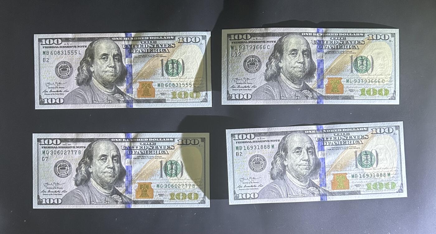 【丑猫0714】今晚7点，自动快拍 13年美国111至888全部unc