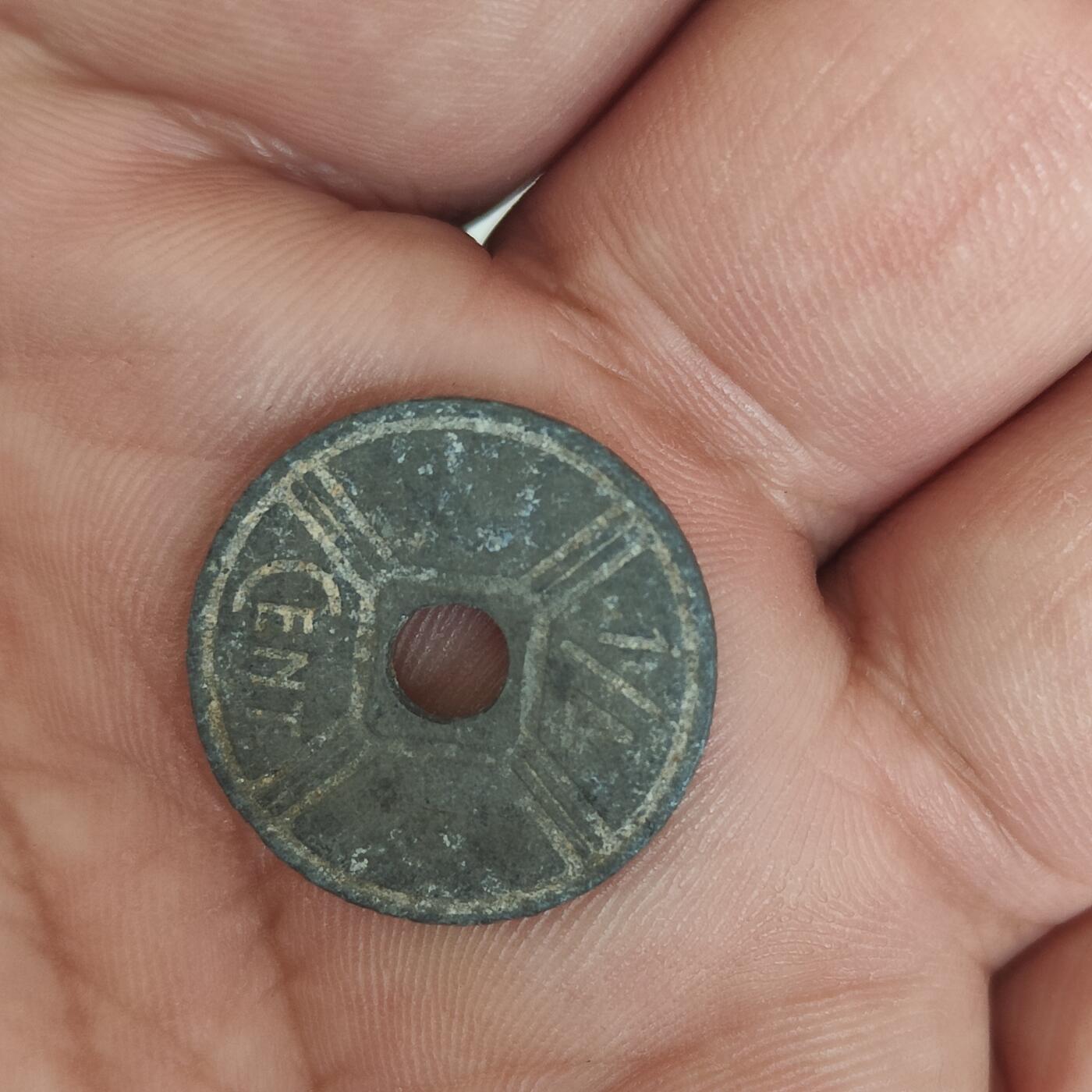 英雄古币捡漏专场第一期无押金可累计捡漏，全场50包邮，偏远地区除外。 法属印度兹纳满。