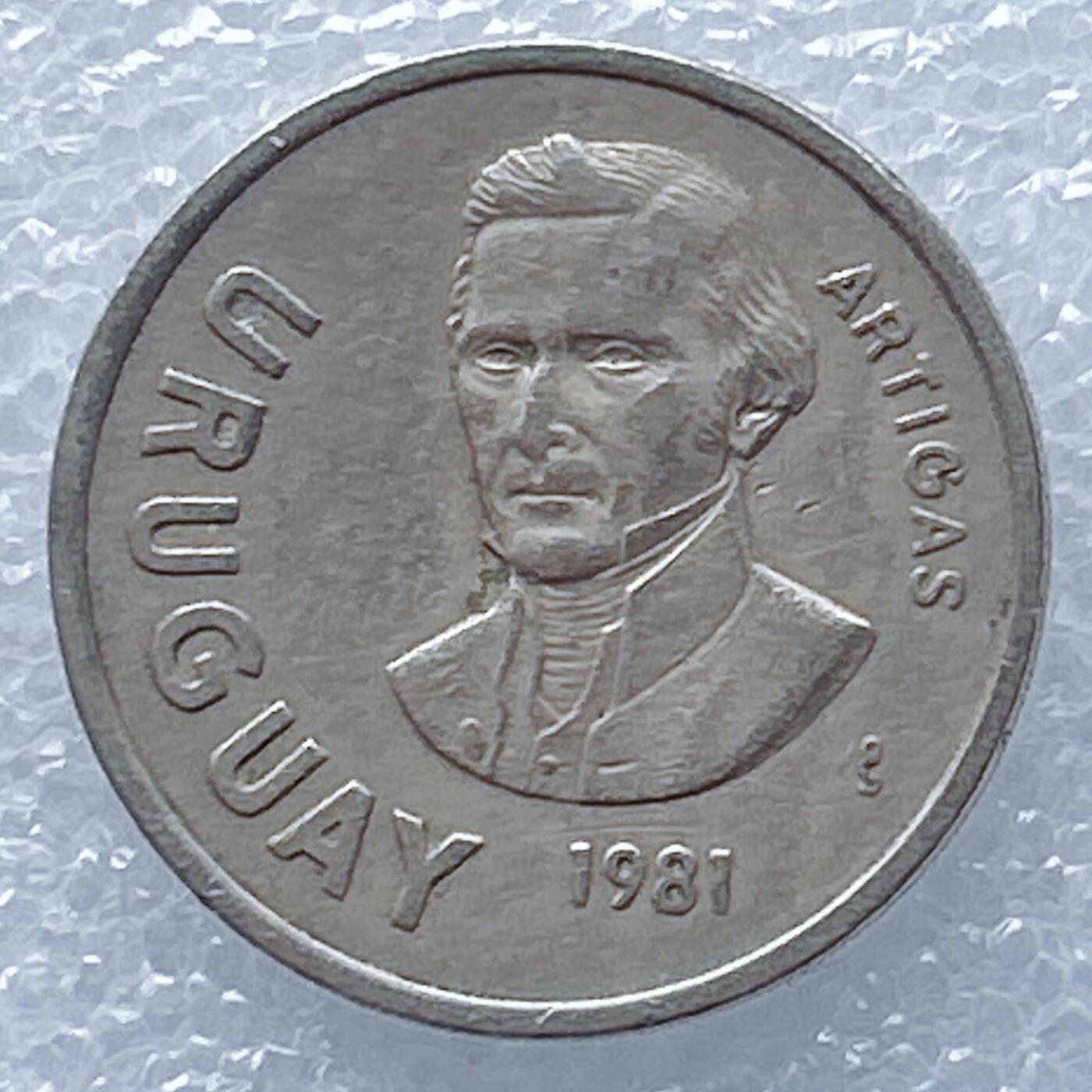 海外回流1元起拍小铺 各国钱币散币场 第13期 乌拉圭1981年10比索