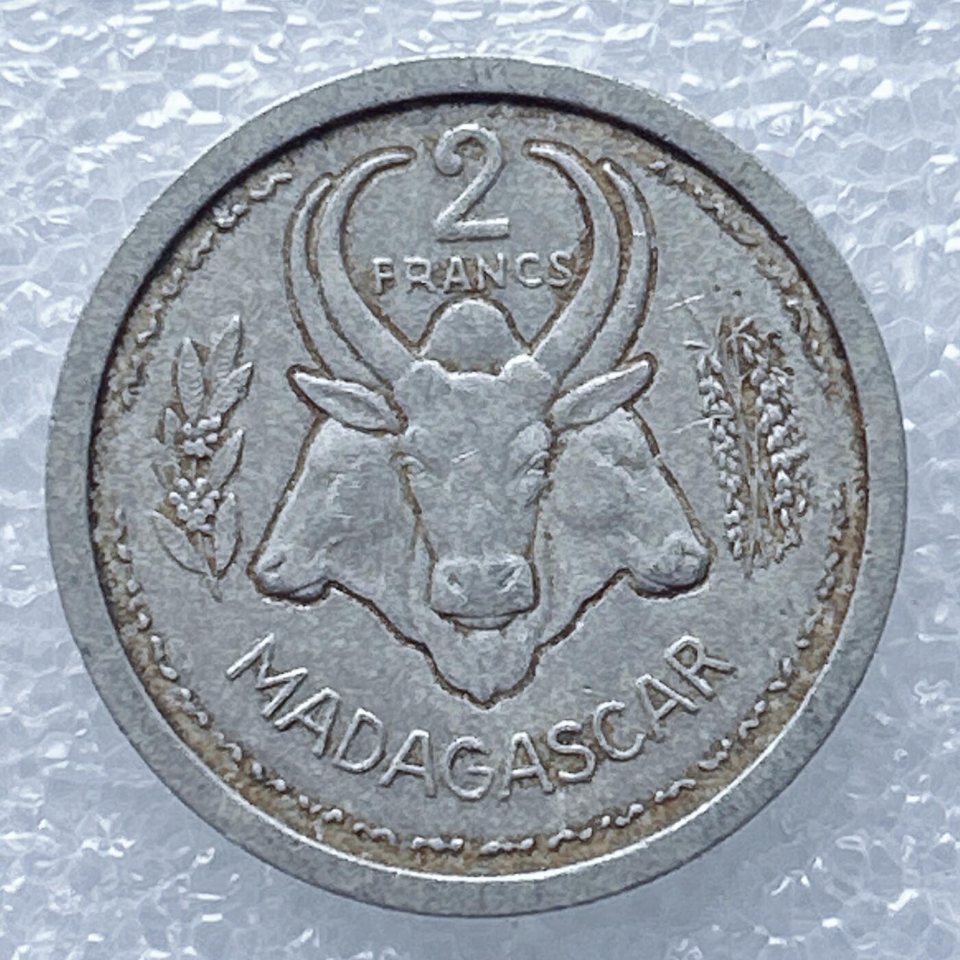 海外回流1元起拍小铺 各国钱币散币场 第13期 马达加斯加1948年女神2法郎铝币