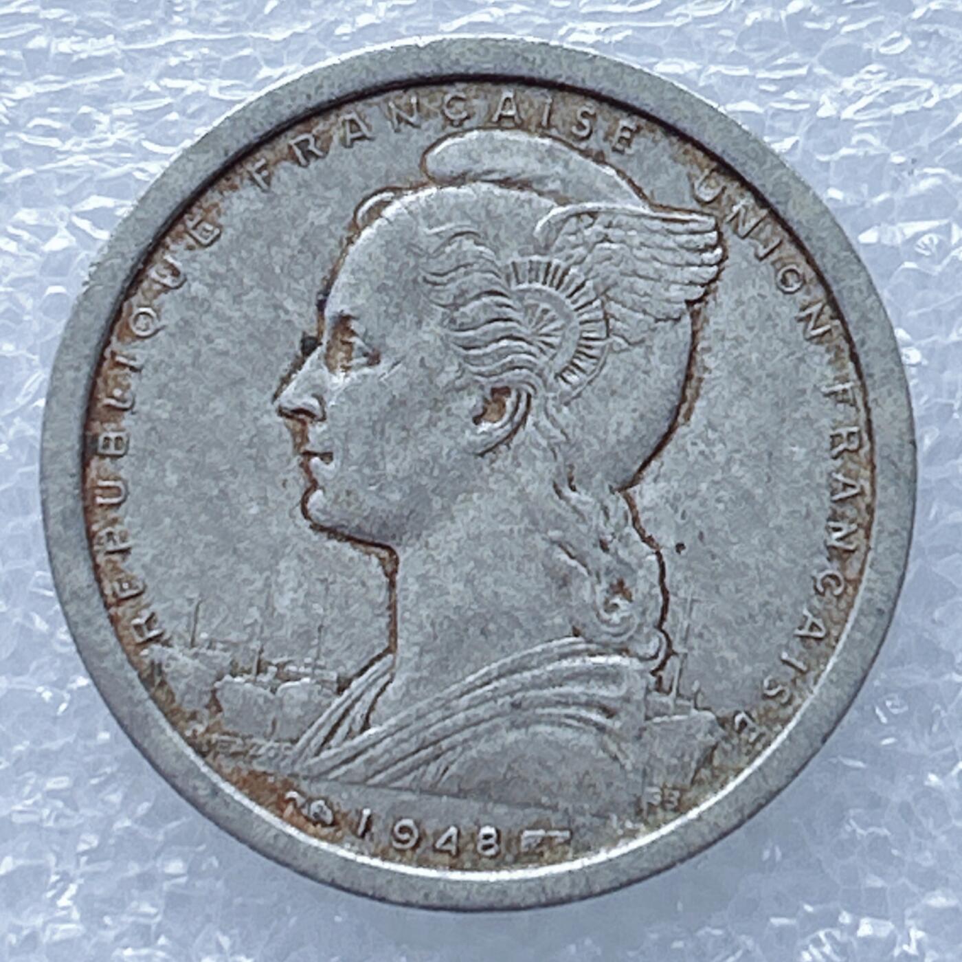 海外回流1元起拍小铺 各国钱币散币场 第13期 马达加斯加1948年女神2法郎铝币