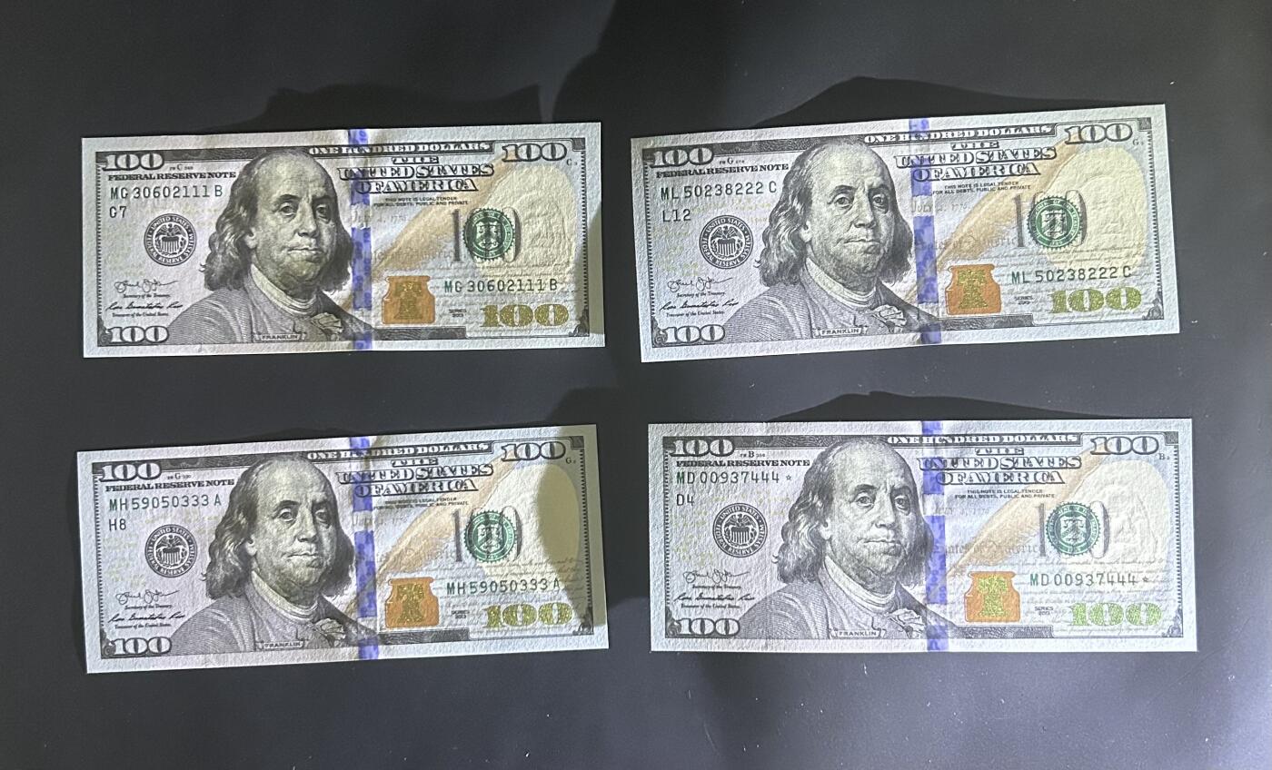 【丑猫0714】今晚7点，自动快拍 13年美国111至888全部unc